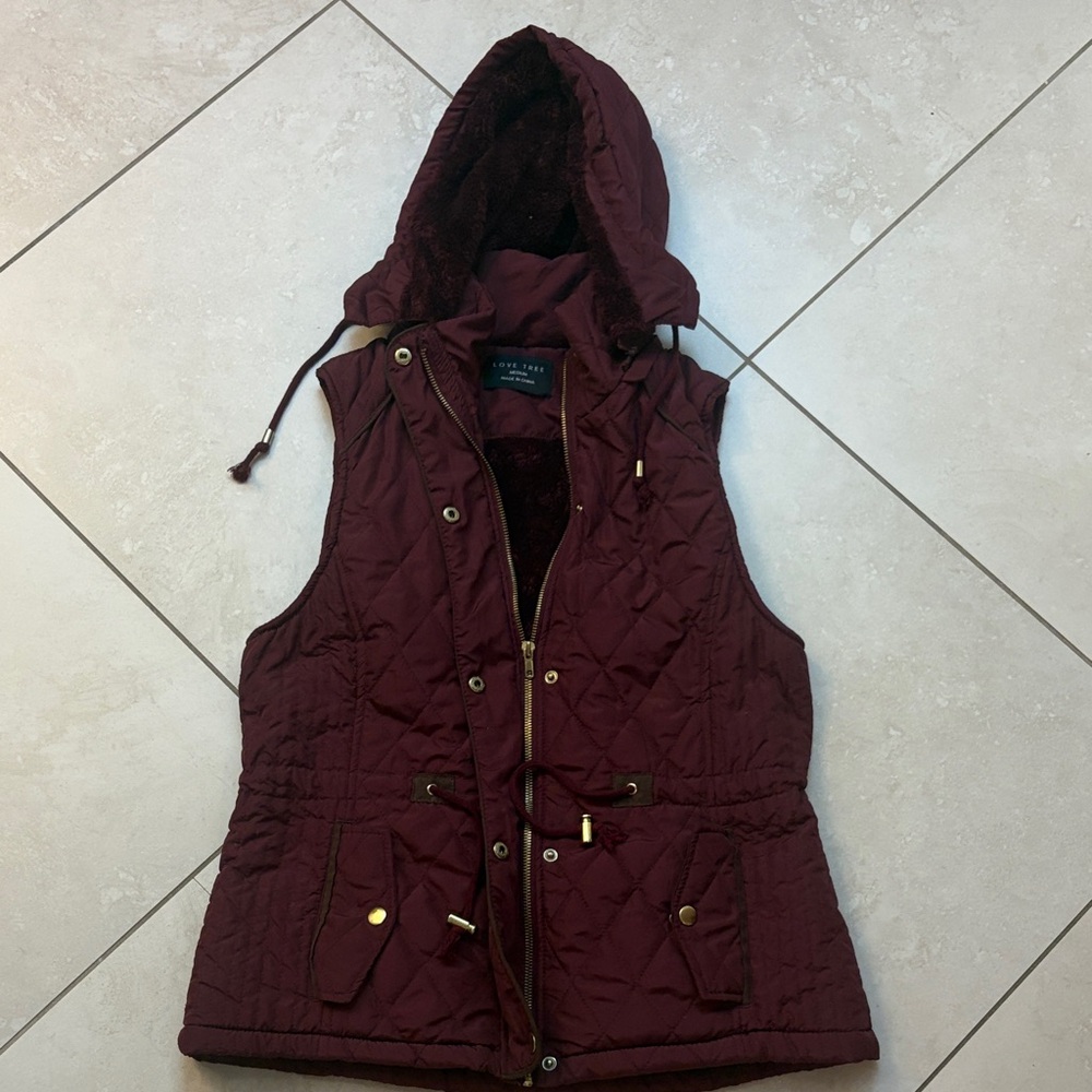 Coldwater Creek Maroon Quilted Hooded Vest